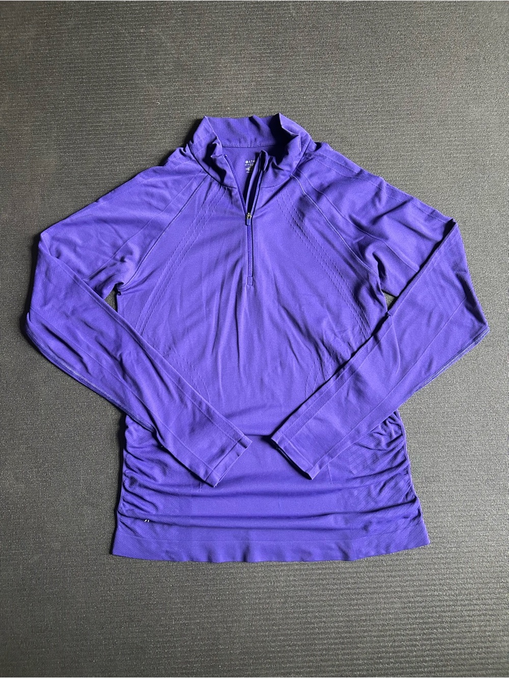 Athleta Speedlight Seamless Half Zip Pullover purple size medium